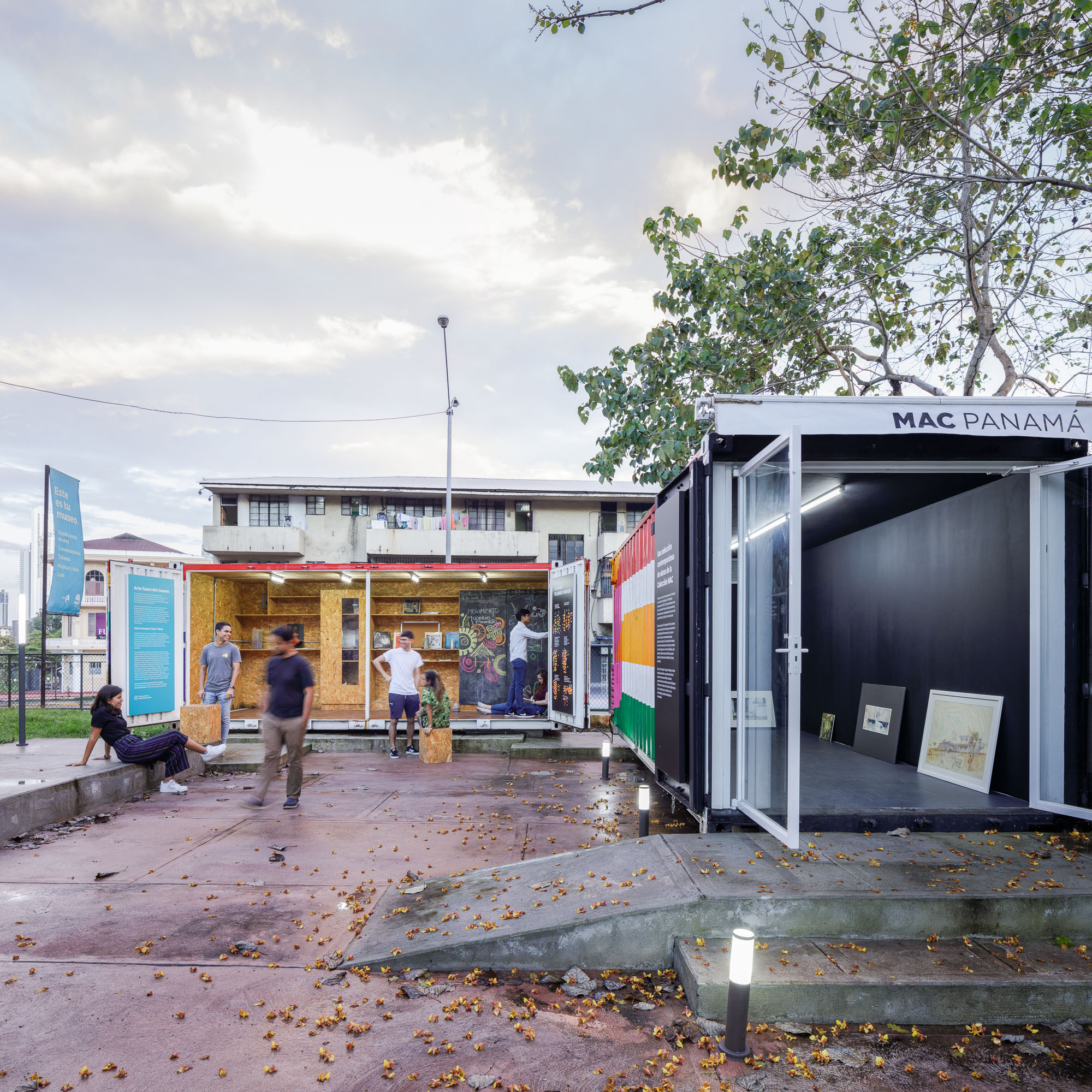 Wandering Museum. © Fernando Alda